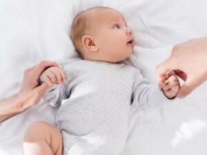 The Ultimate Guide to Baby Clothes: Comfort, Style, and Practicality