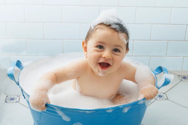 choosing baby bath products